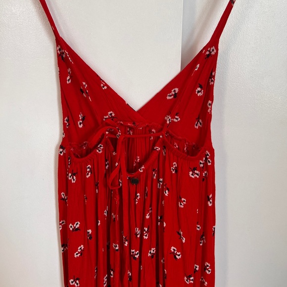 Billabong Red Floral Backless Maxi Dress - Medium - Picture 8 of 10